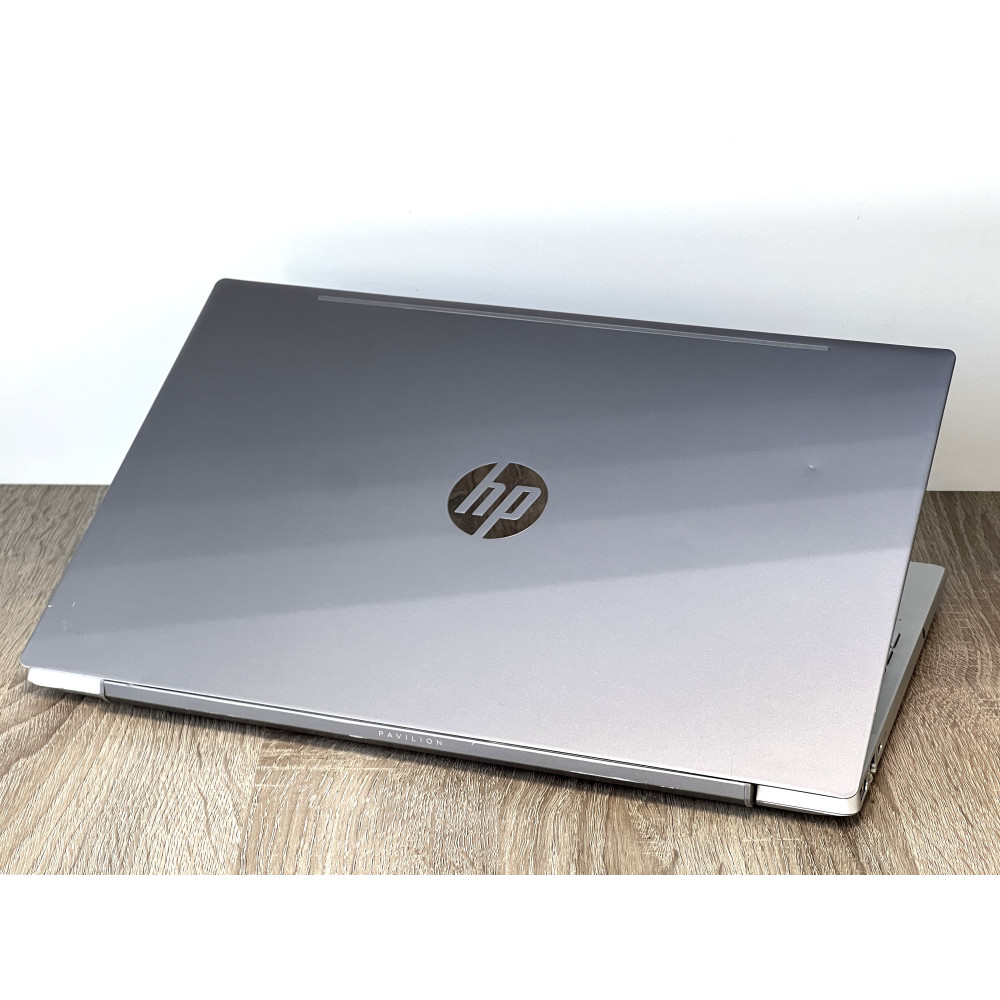 Б/в HP Pavilion 15-CS0053CL i5-8250U / 8ГБ / 256ГБ SSD / 15.6